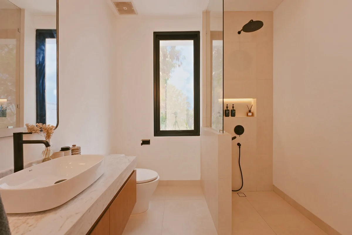 Bathrooms · En-suite bathroom